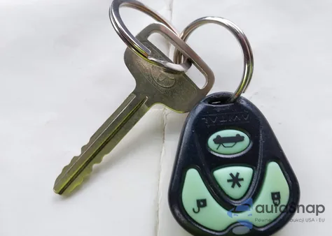 2003 Toyota Tacoma Base V6 from USA, damaged, VIN 5TEHN72N23Z261561